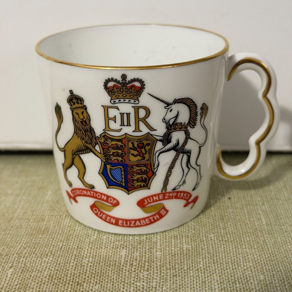 Vintage 1953 Queen Elizabeth Coronation Mug Crown Staffordshire Bone China 6oz